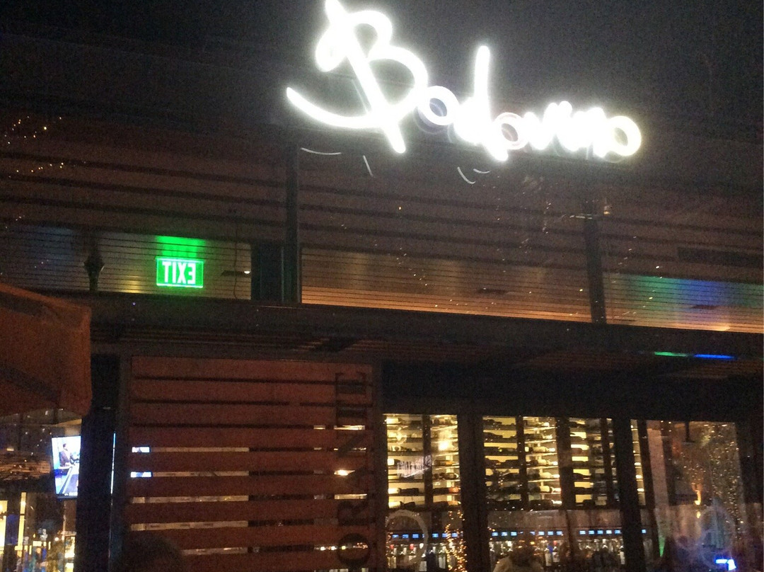 The Village at Meridian-默里迪恩必去景点