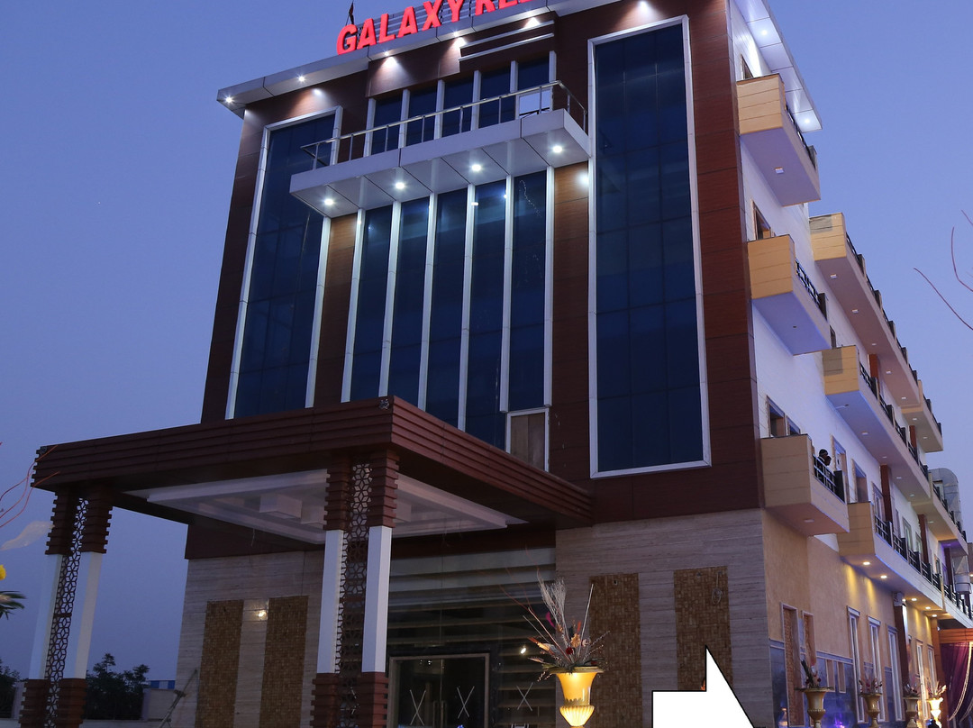 The Galaxy Resort Bahadurgarh主图