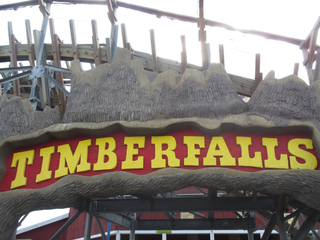 Timber Falls Adventure Golf-威斯康星峡谷必去景点