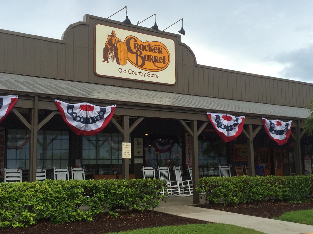 Fort Ogden餐馆和美食-Cracker Barrel