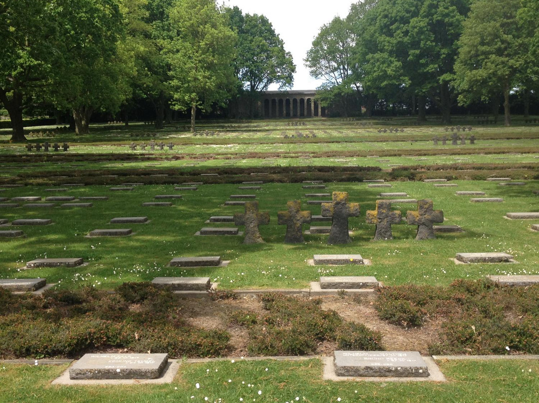 Deutscher Soldatenfriedhof  Hooglede景点图片
