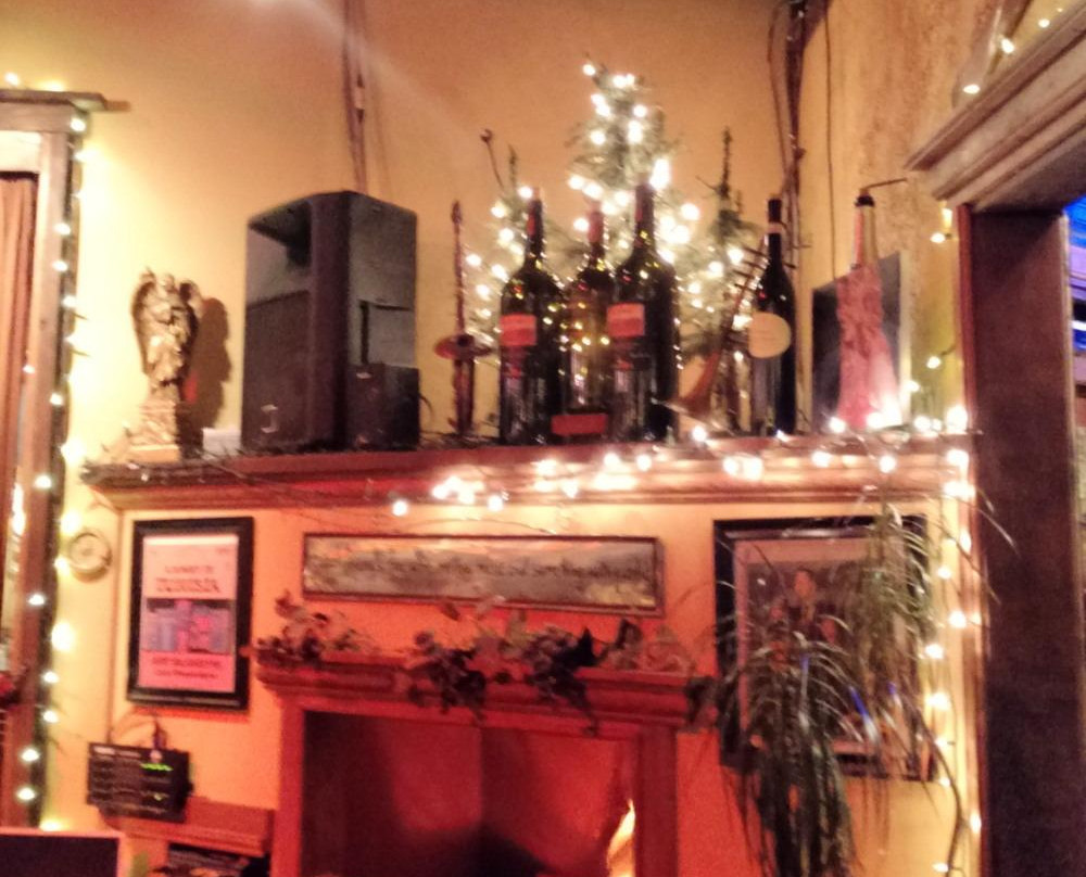 Arrivederci Wine and Jazz Bar-Milwaukie必去景点