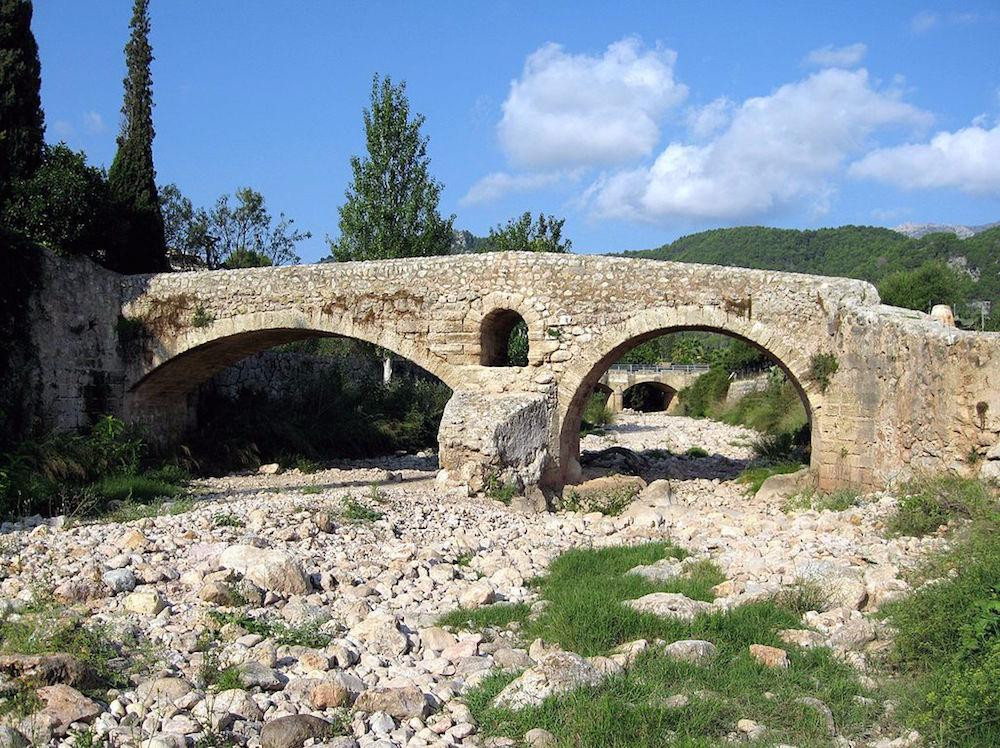 Puente Romano-Pollenca必去景点