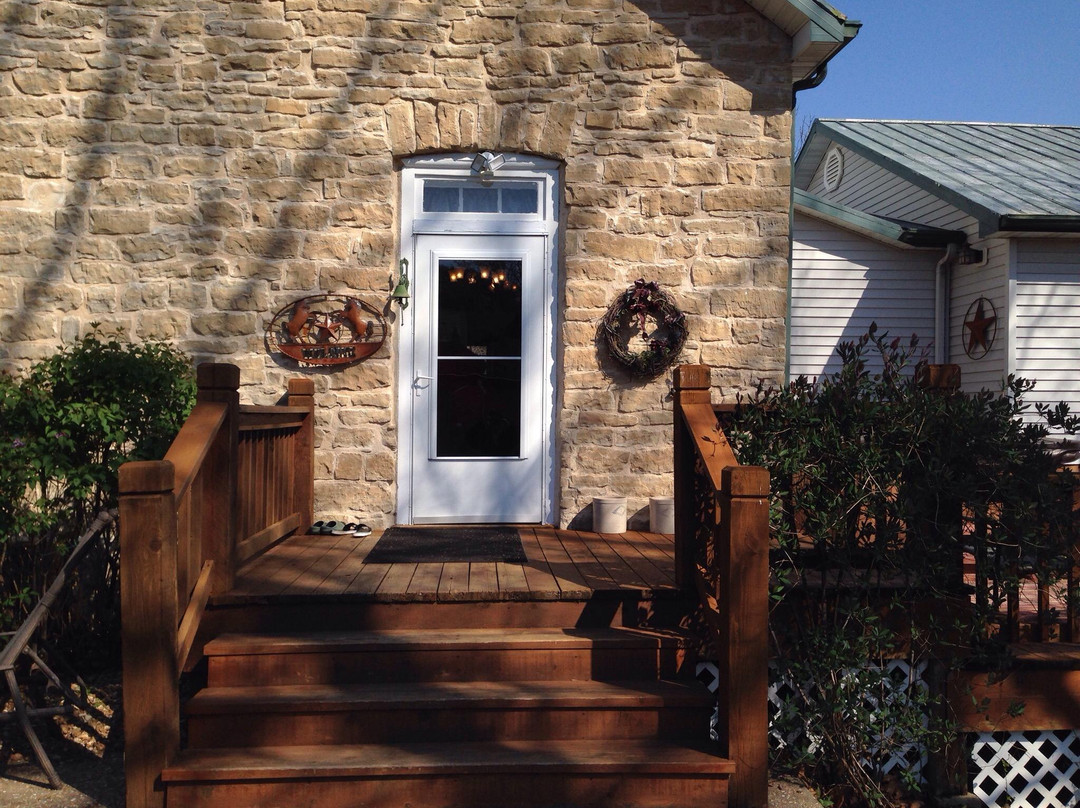 Stone Haus B&B主图