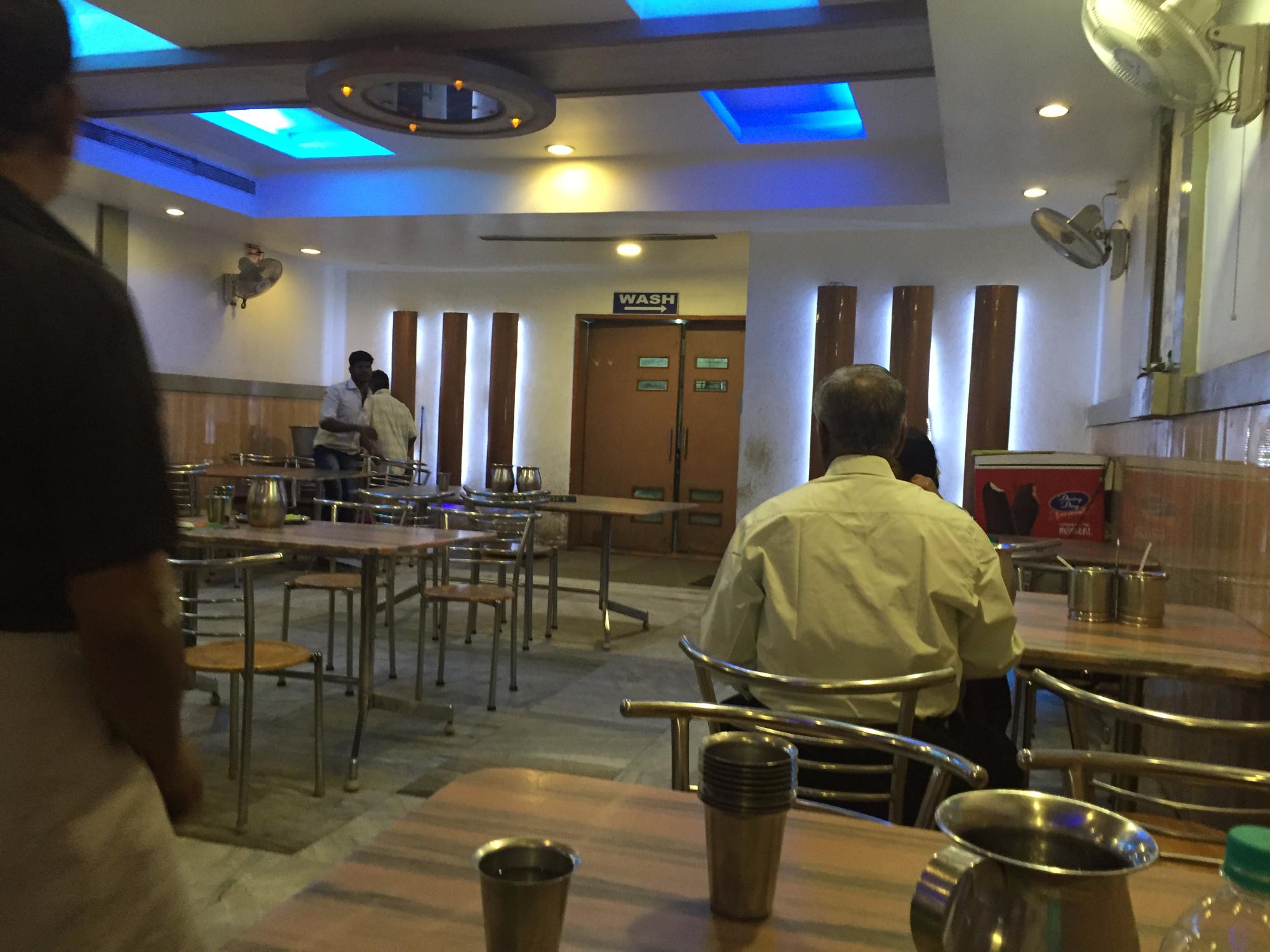 Kaliyakudi Hotel-餐饮