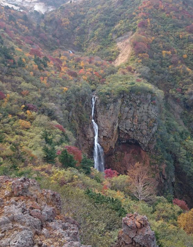 Kaerazunotaki Fall景点图片