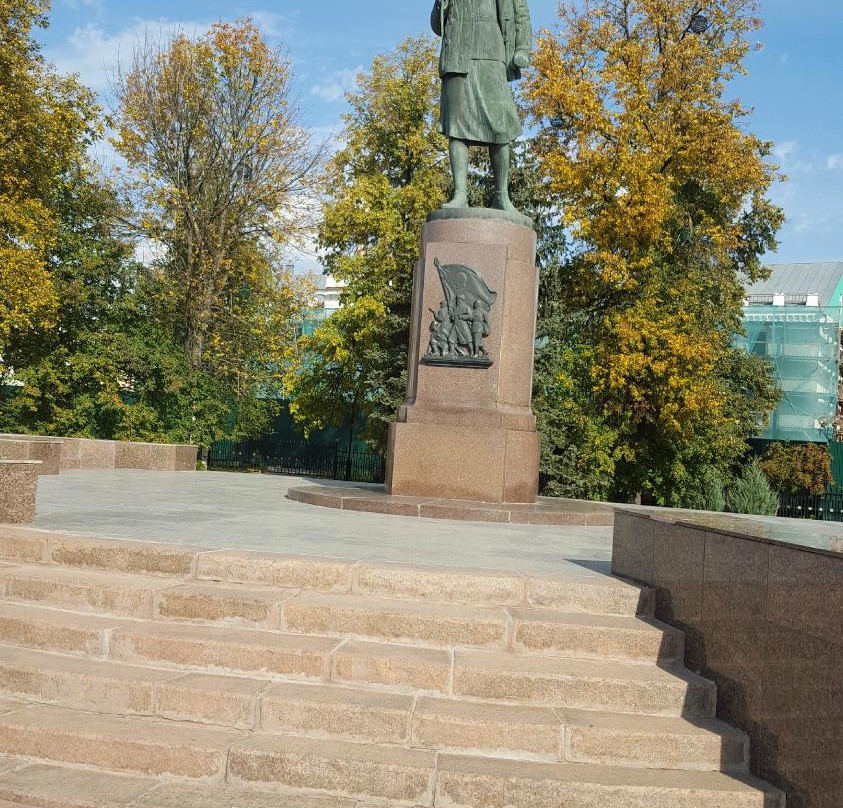 Monument to Zoya Kosmodemyanskaya-坦波夫必去景点