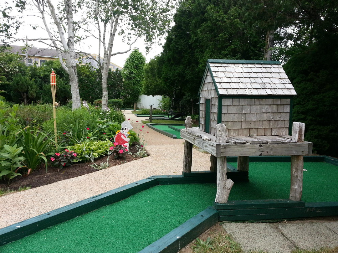 Susan's Garden Mini Golf景点图片