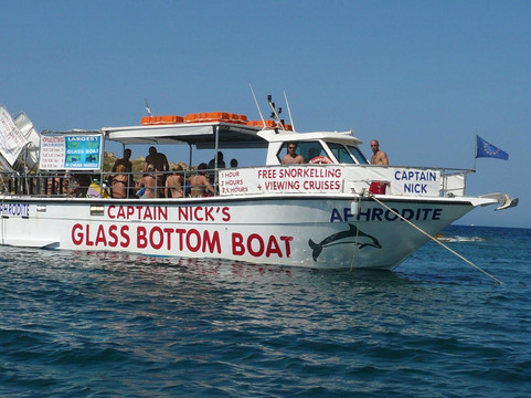 Captain Nick's Glass Bottom Boat Aphrodite-干尼亚必去景点
