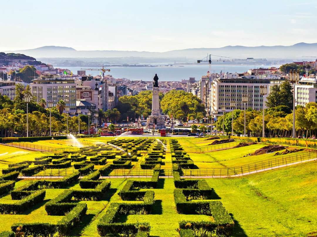 Tours & Co-埃斯托里尔必去景点