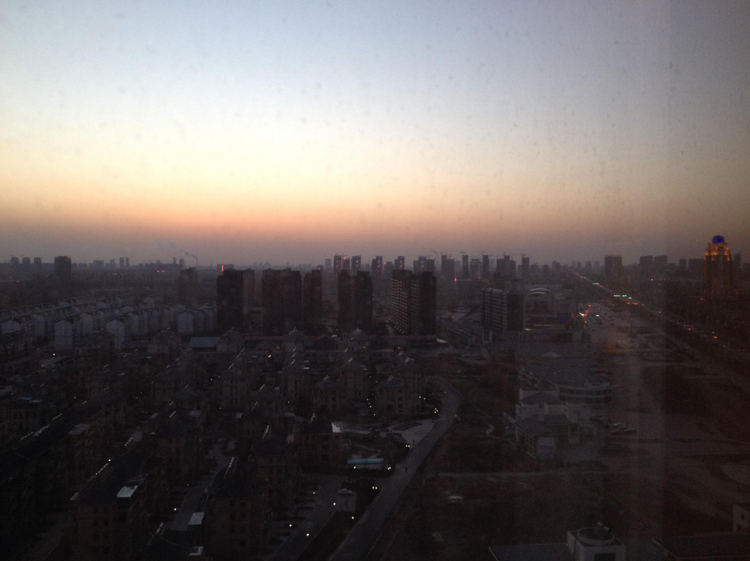 凤冠假日酒店主图