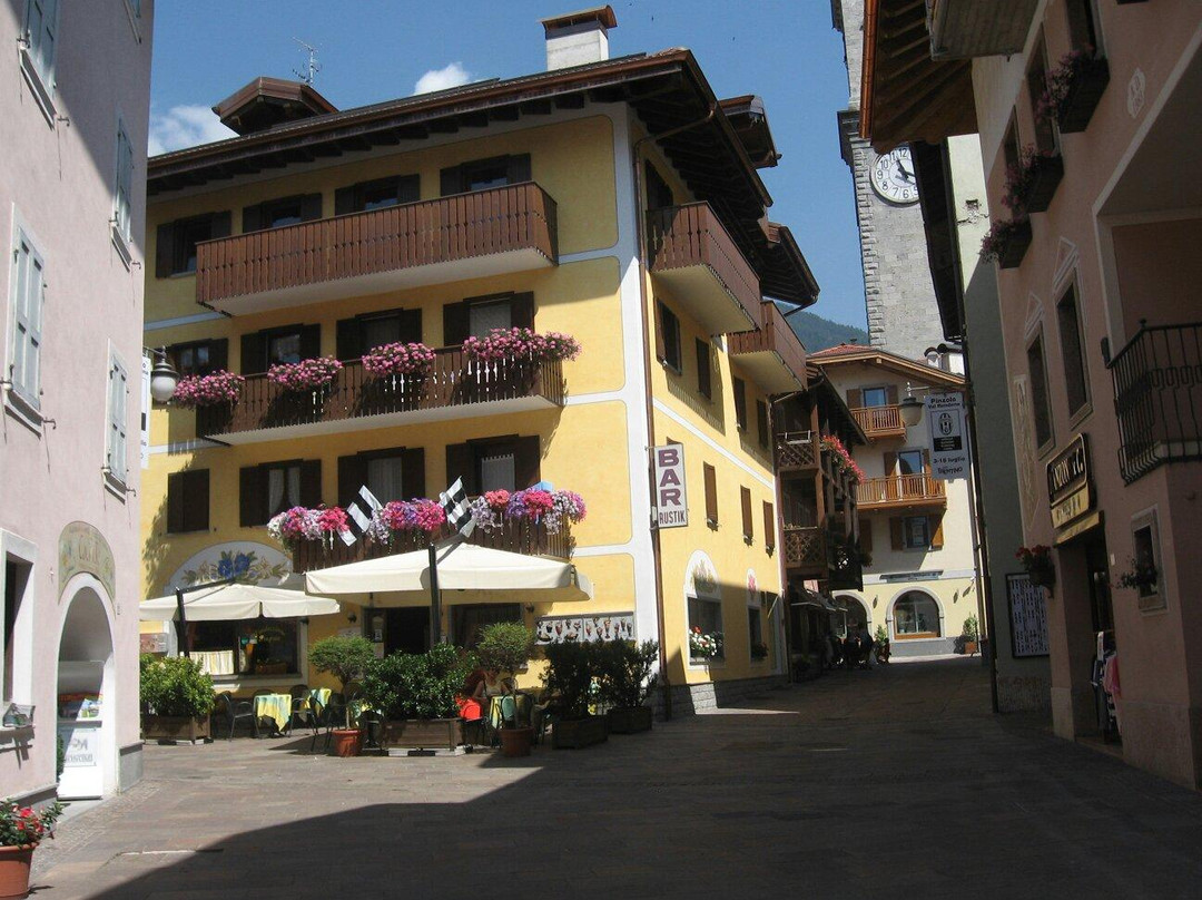 Giustino旅游景点-Bar Rustik