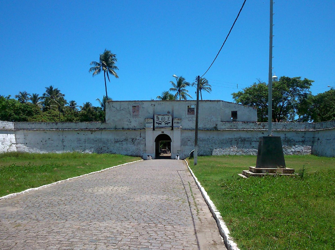 Tamandare旅游景点-Forte de Santo Inácio de Loyola