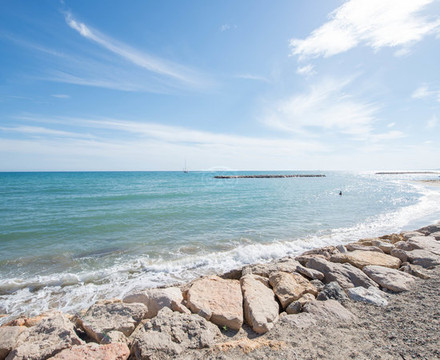 坎布里尔斯酒店住宿-普韦布洛金色海滩酒店