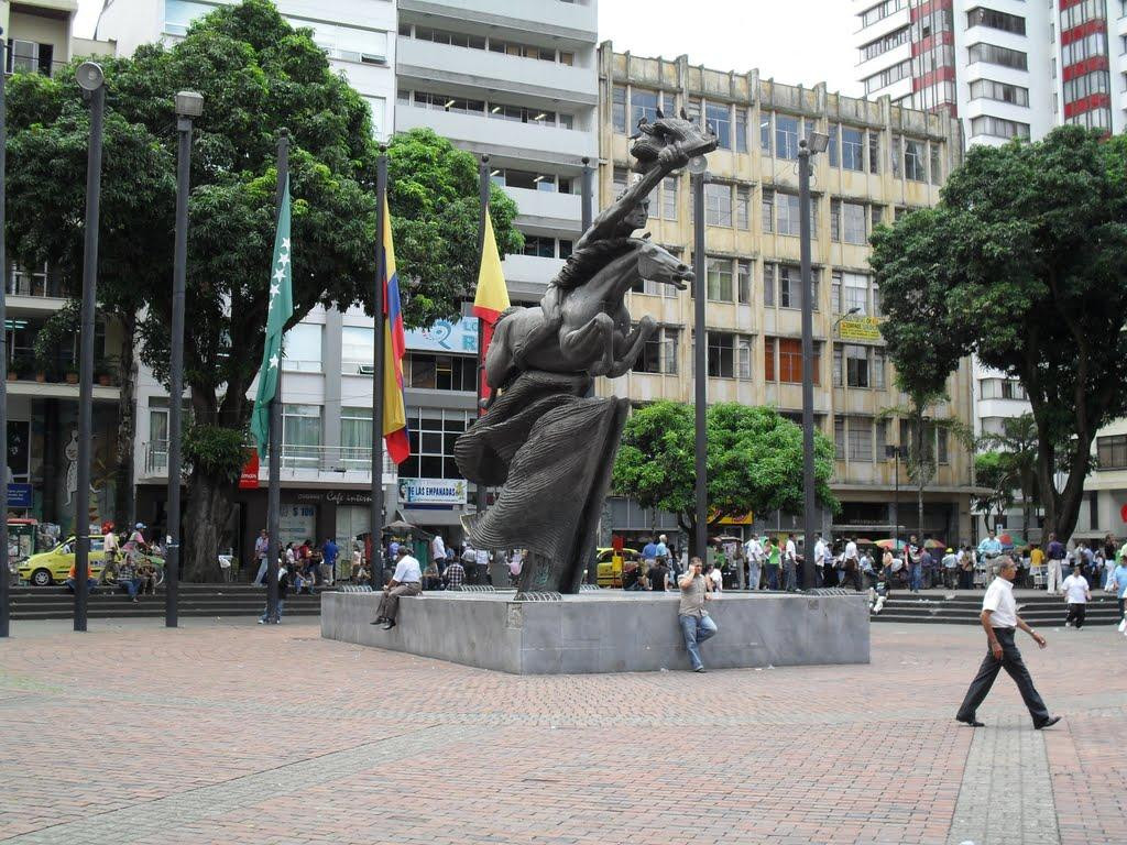 Plaza de Bolivar-佩雷拉必去景点