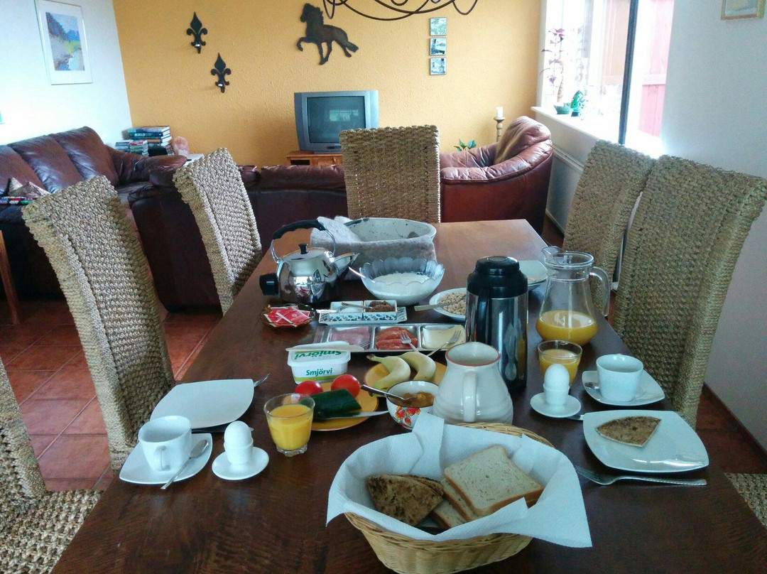 Glaesibaer Guesthouse主图