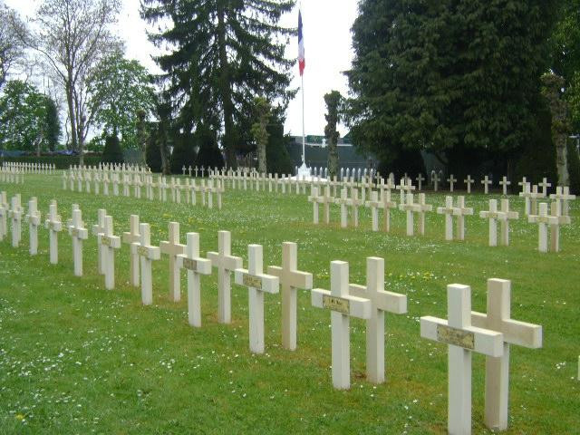 French National Cemetery景点图片