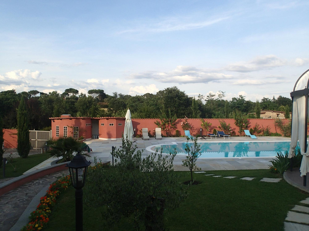 Bed and Breakfast VillaKZ主图