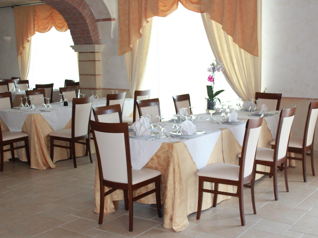 Grottole餐馆和美食-Al Passaggio di Pirro