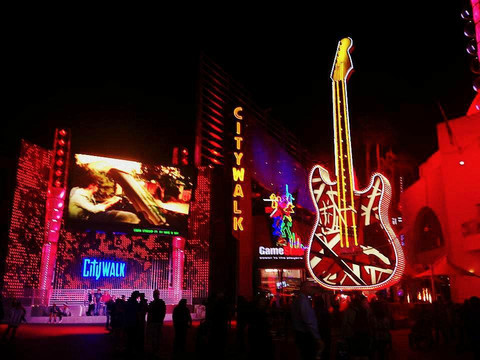 好莱坞环球影城步行街-洛杉矶必去景点