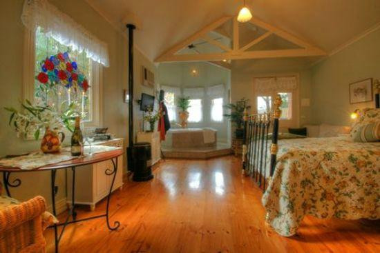 Braeside Garden Cottages主图