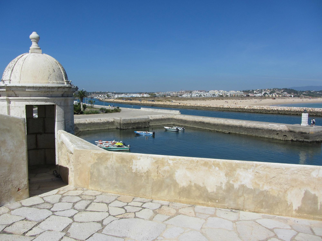 Forte da Ponta da Bandeira-拉各斯必去景点