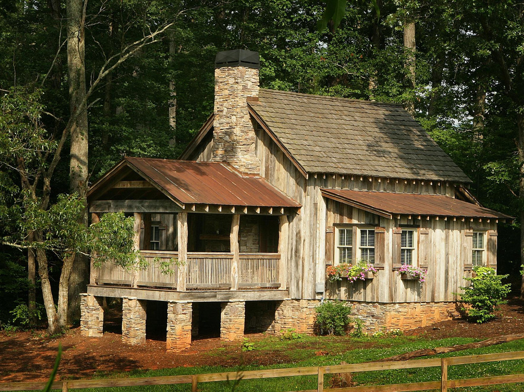 The Farm Cabins & Cottages