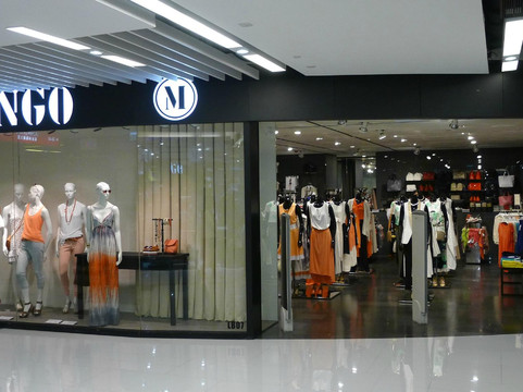 iSQUARE国际广场购物中心-香港必去景点