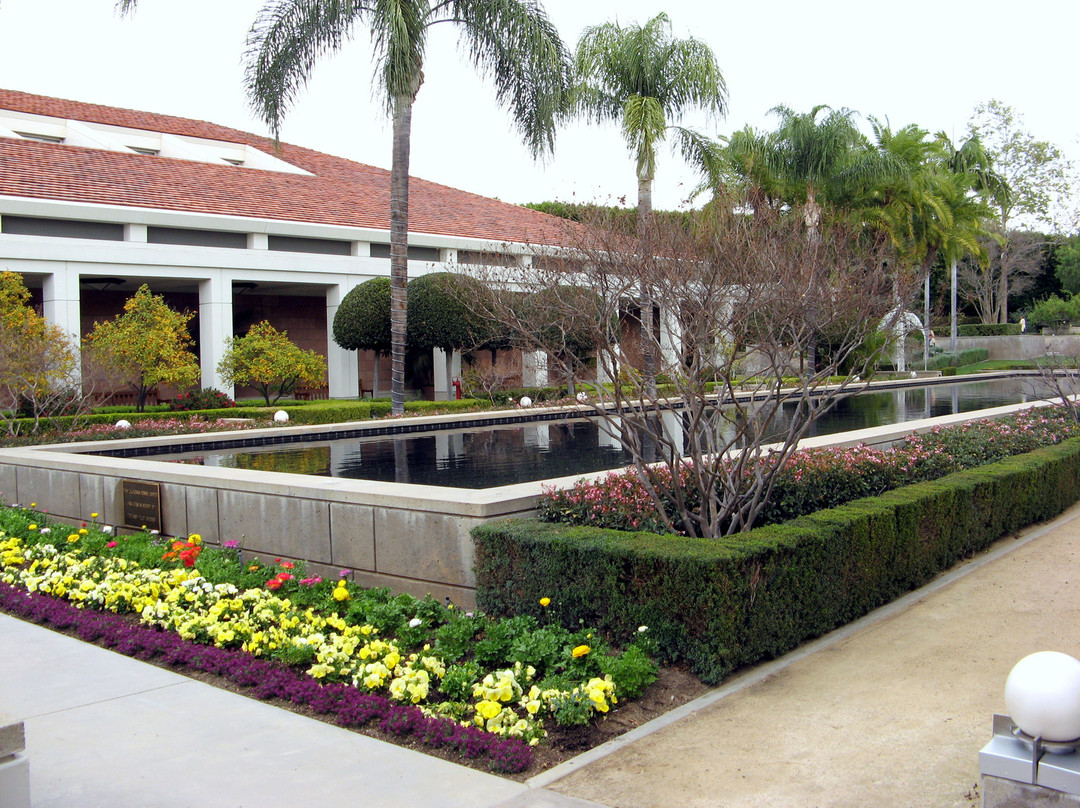 尼克松总统图书馆暨博物馆 -约巴林达必去景点