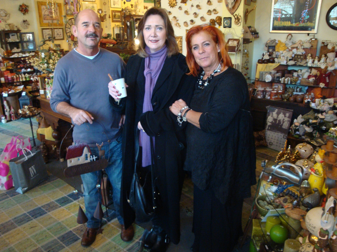 Ullis Laden Gifts-菲拉赫必去景点