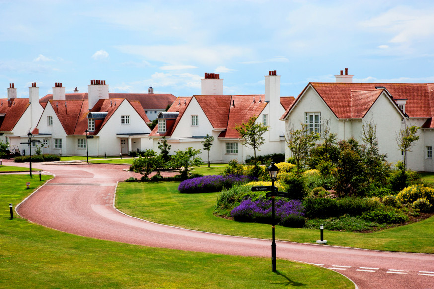 Lands of Turnberry Apartments & Cottages
