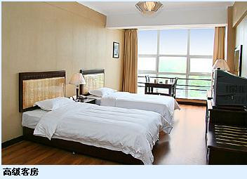 浪琴屿酒店主图