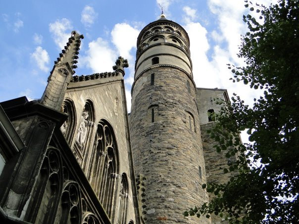 Onze Lieve Vrouw Sterre der Zee Basiliek-马斯特里赫特必去景点