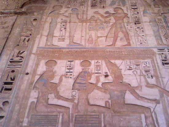 卡尔纳克神庙-卢克索必去景点