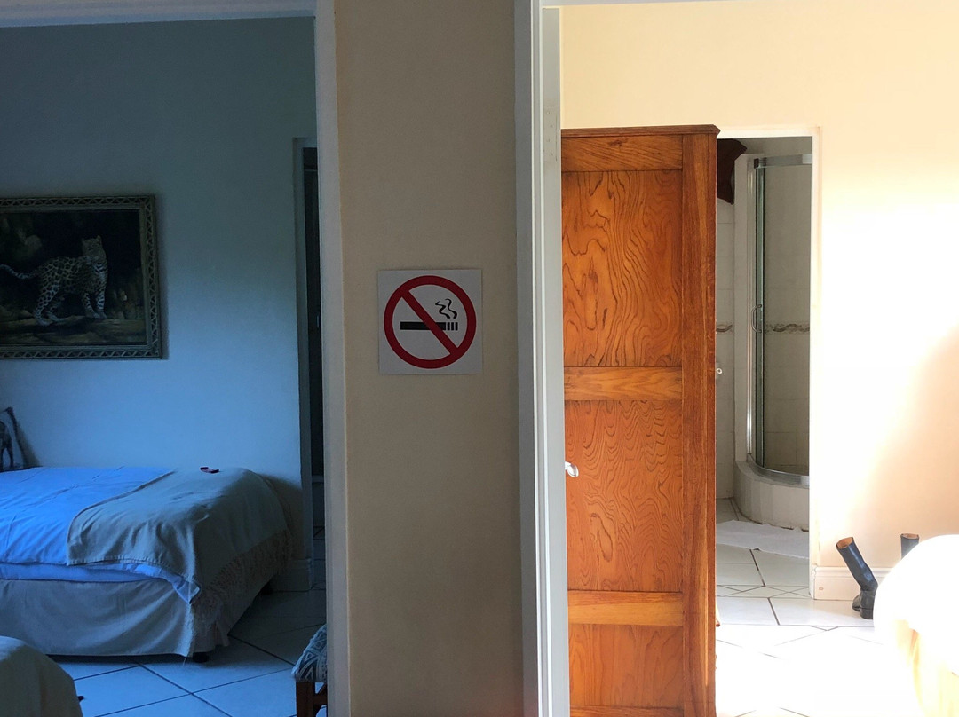 Ebubeleni Guest House主图