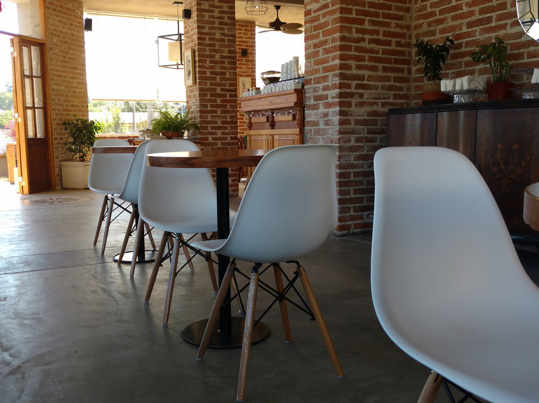 Cuesta Blanca餐馆和美食-El Citadino Tiempo de Café