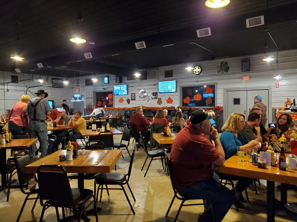 Warehouse Bar & Grill