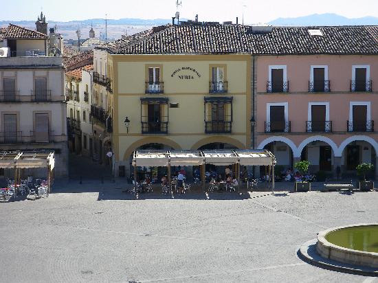Nuria Hostal
