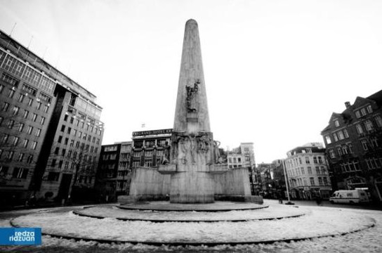 国家纪念碑-阿姆斯特丹必去景点