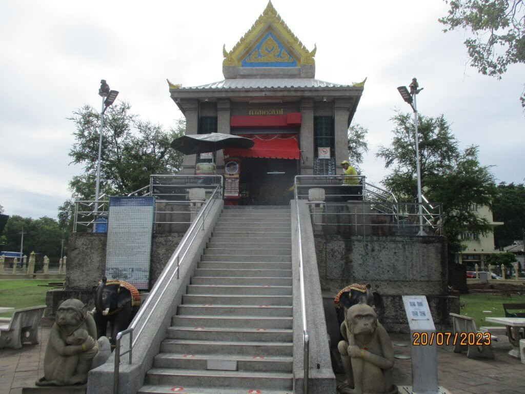 San Phra Kan景点图片