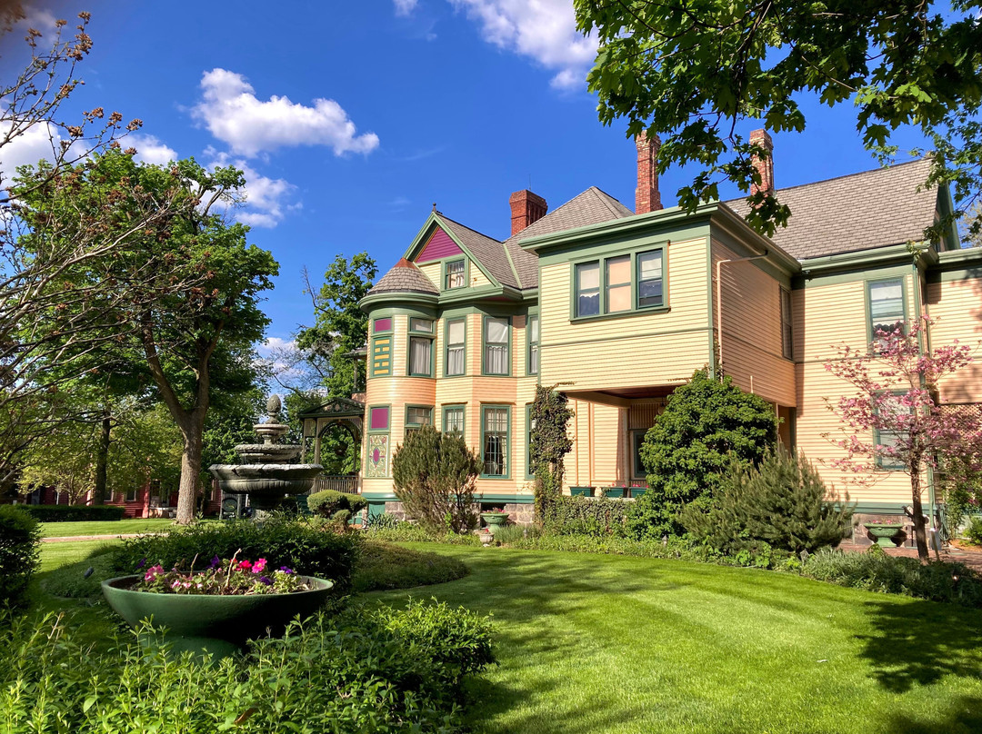 The Oliver Inn主图