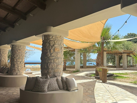 Noe Beach Restaurant