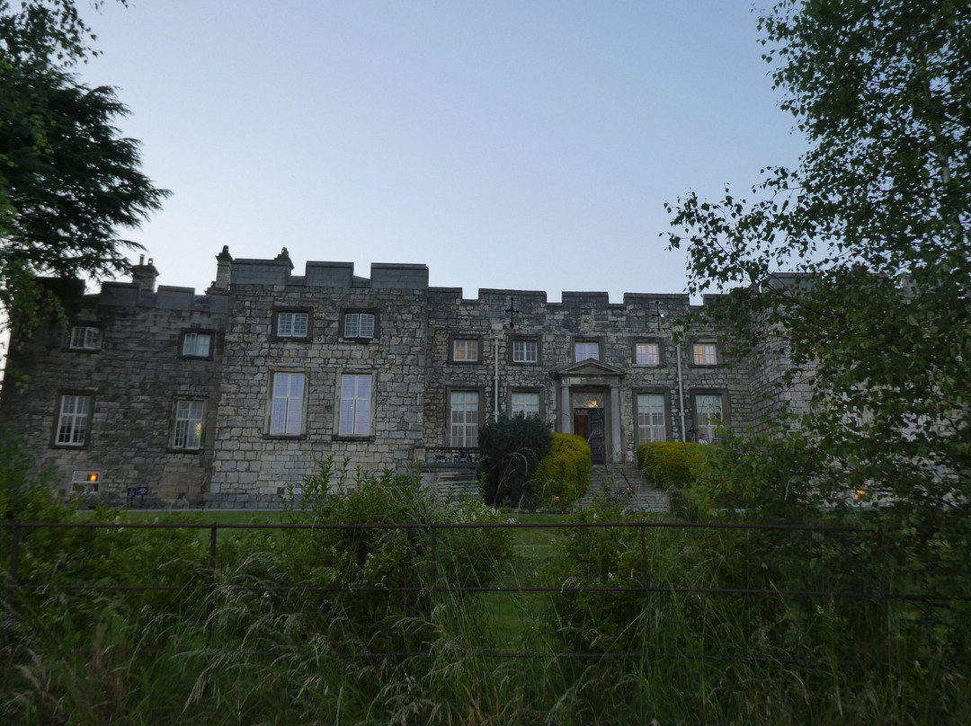 Hazelwood Castle景点图片