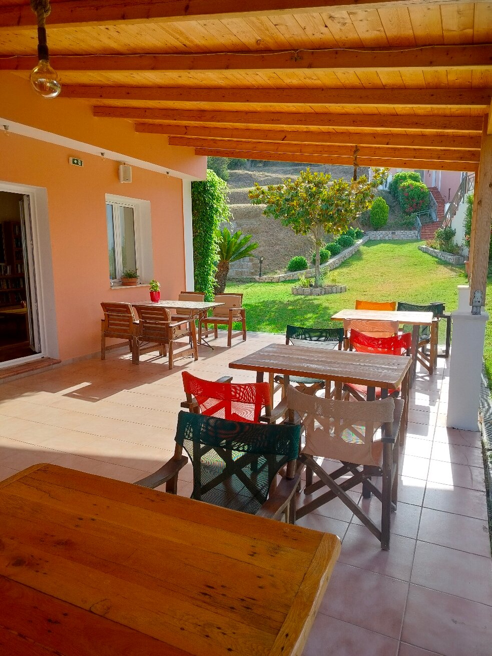 Mounda Beach Hotel-官方