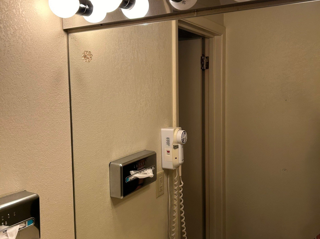 Travelodge by Wyndham Powell主图