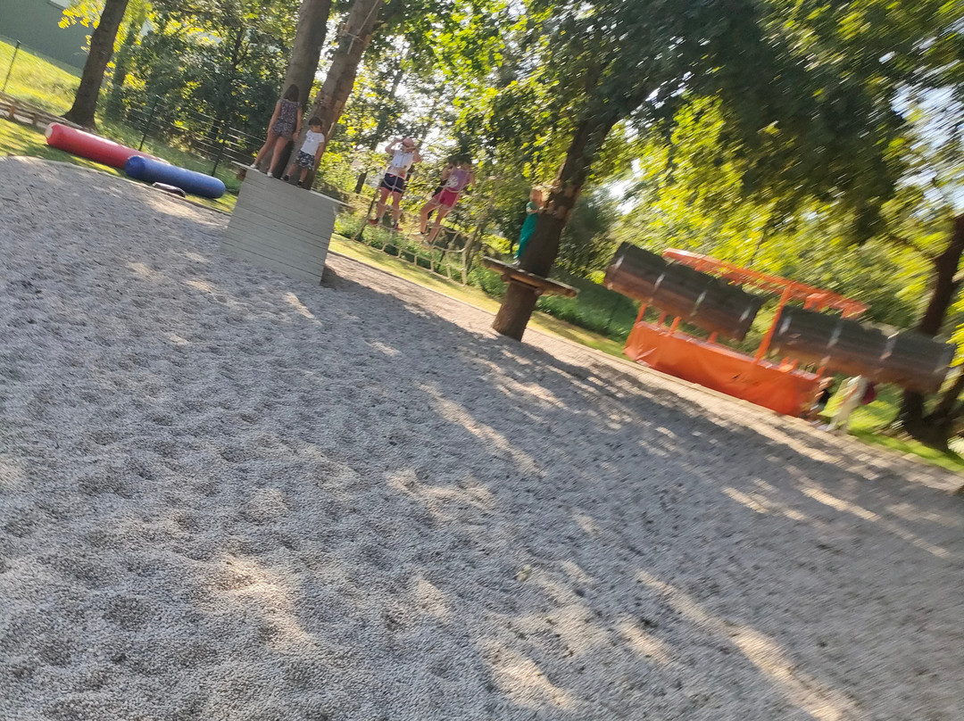 Loupisco Park景点图片