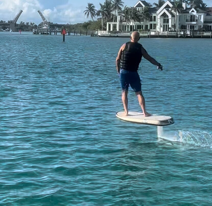 Poseidon Efoils-朱庇特必去景点