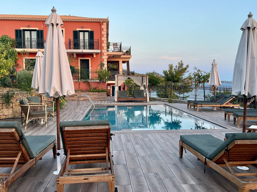 Avra Private Suites主图