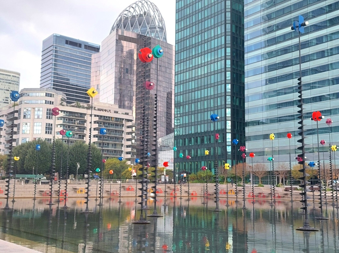 Le Bassin Takis景点图片