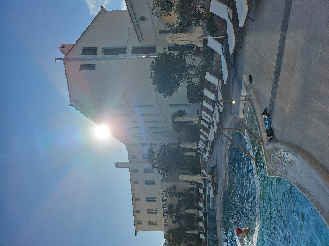 赛拉温泉与健身温泉浴酒店主图